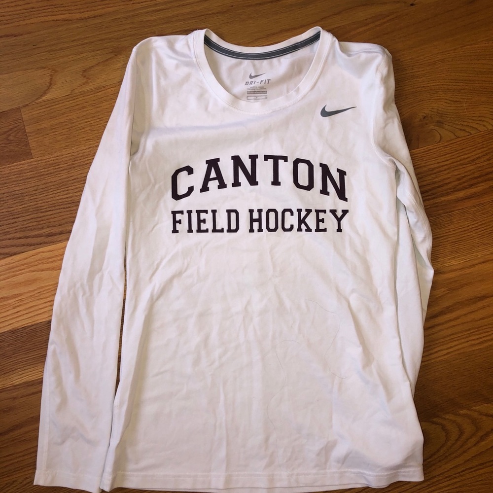 Athletic shirt